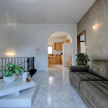 Apartmán Spacious Corner Maisonette - Blessings