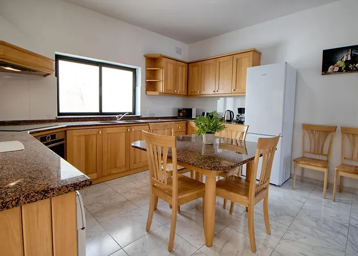 公寓 Spacious Corner Maisonette - Blessings *