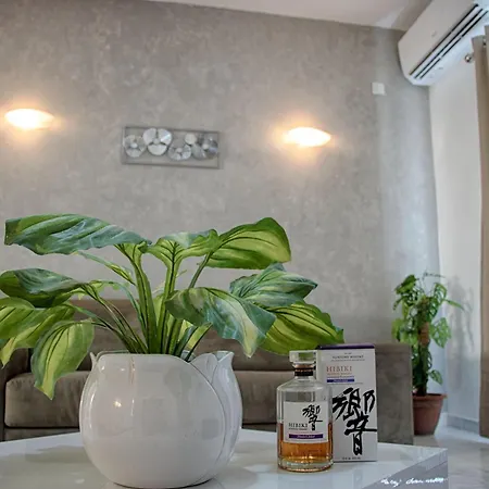 شقة Spacious Corner Maisonette - Blessings