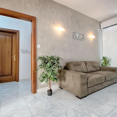 Spacious Corner Maisonette - Blessings Birkirkara
