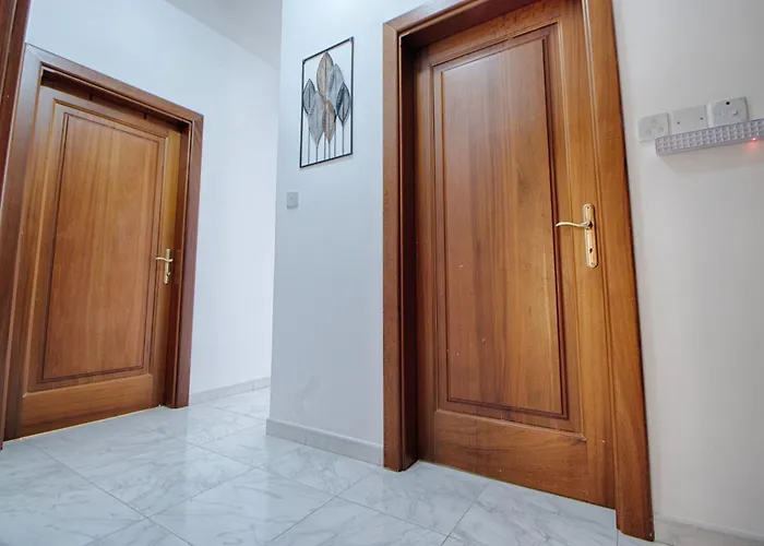 아파트 Spacious Corner Maisonette - Blessings 비르키르카라